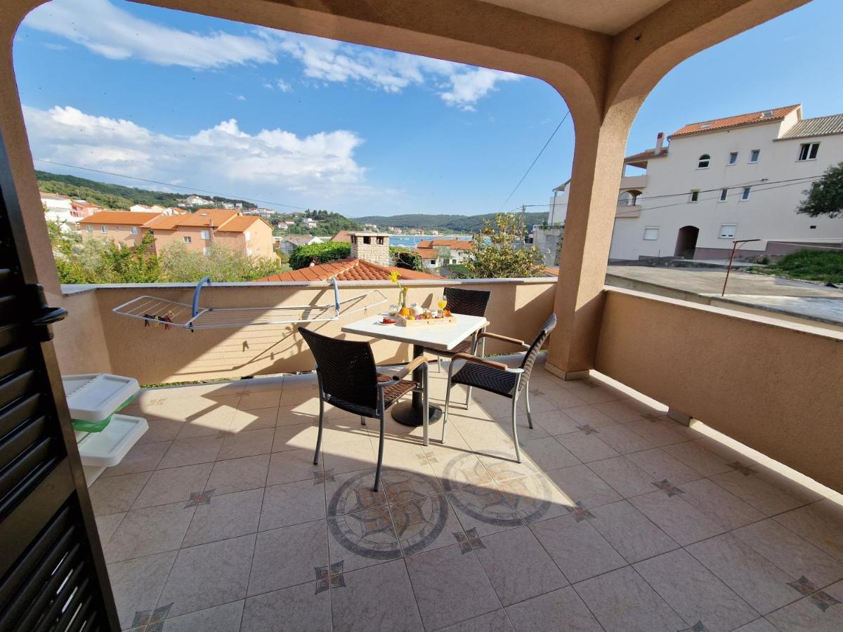Apartments By The Sea Kampor, Rab - 5037 Экстерьер фото